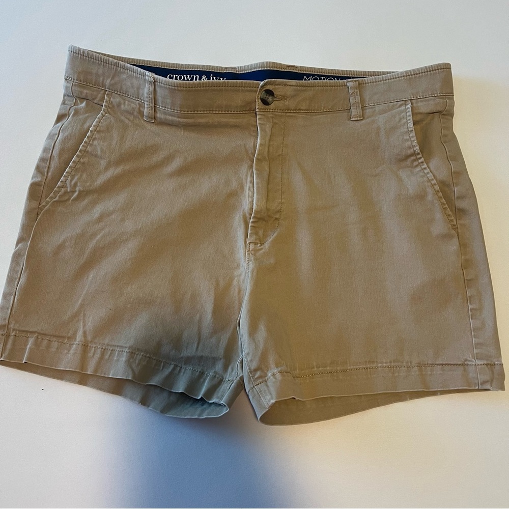 Crown and Ivy Men’s 36 in Darker Khaki short (5 inch inseam)